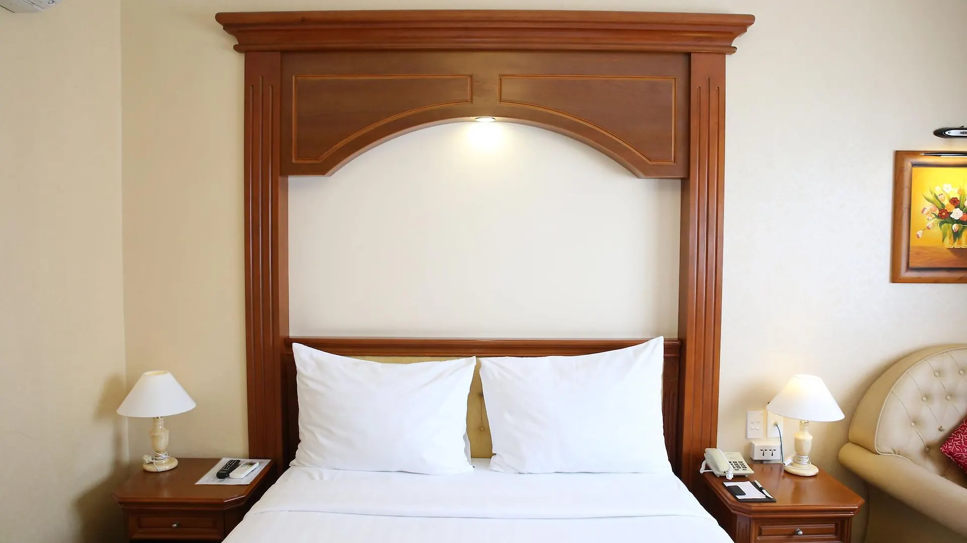 ****  Silverland May Hotel Ho Chi Minh City Vietnam